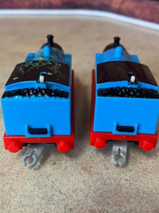 Thomas & Friends Adventure Pack DVD Season, Stickers & Trains - Picture 8 of 13